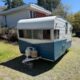 SHASTA 1963 with WINGS - nice layout, small bathroom, kitchen, sleeps 5